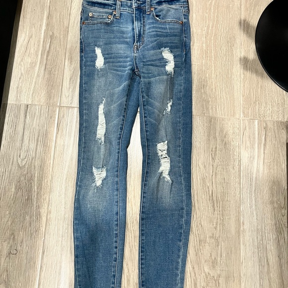 Clothing - Picture 11 of 16